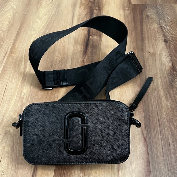 Marc Jacobs Bags Marc Jacobs All Black Snapshot Poshmark